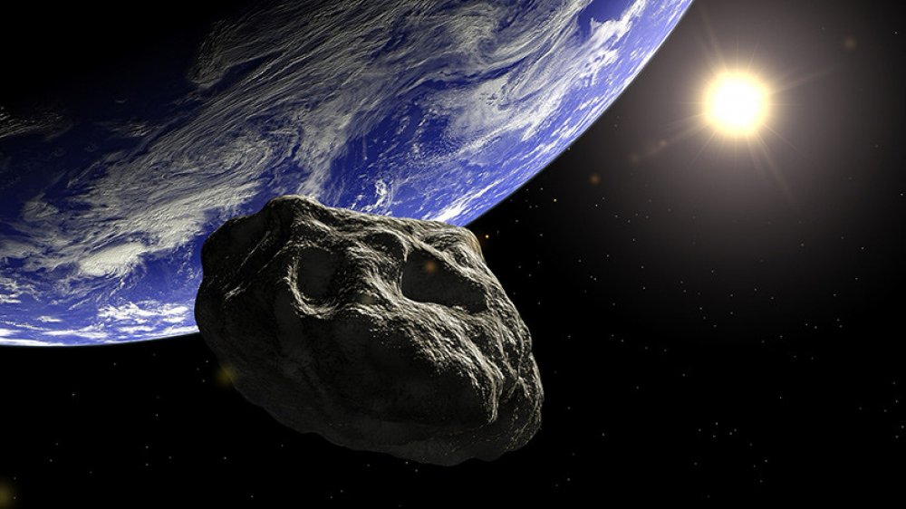 NASA: в сторону Земли летит гигантский, как Уральские горы, астероид