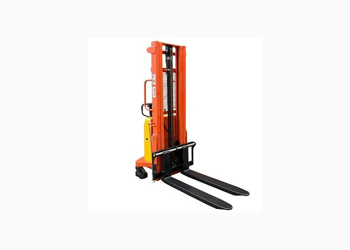 Различия штабелеров с электроподъемом?