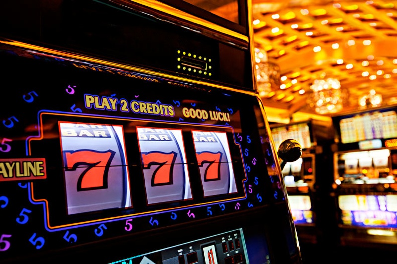 Преимущества игры в онлайн казино бездепозитные бонусы для букмекерских контор