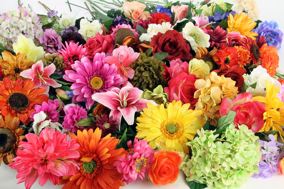 Сервис доставки цветов в Харькове для важного случая или торжества