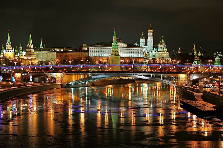 Прогулки по Москве - реке