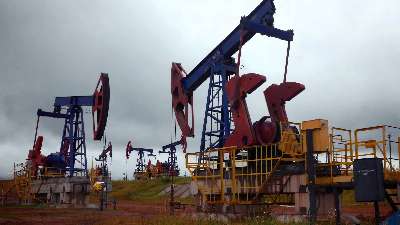 ОПЕК прогнозирует увеличение нефтедобычи в Азербайджане за 2016 год
