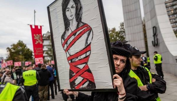 Парламент Польши отклонил закон о полном запрете абортов