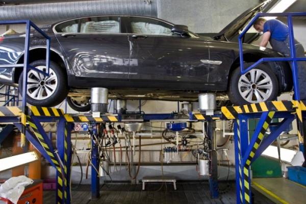 Утилизация новых автомобилей: в BMW показали свой спеццех