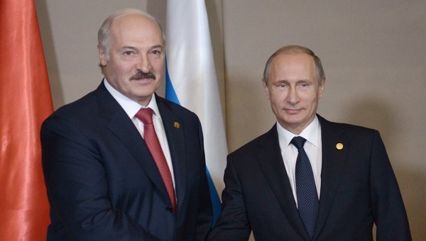 Видимость союзничества: РФ продолжит сокращение финансирования Белоруссии
