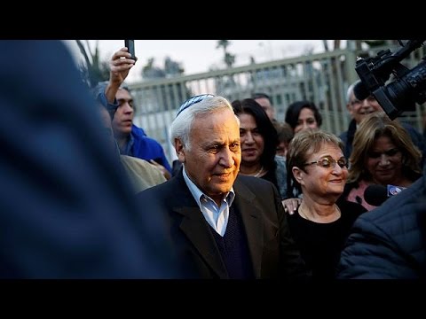 Израиль: отсидевший за изнасилование экс-президент вышел досрочно  - (видео)
