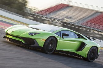 Lamborghini представит новый спорткар Aventador в скором времени
