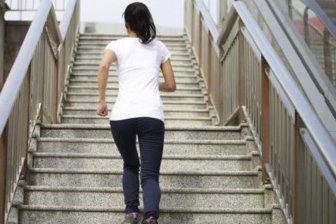 Ходьба по лестнице помогает при усталости