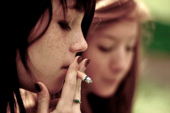 Ученые: Курящих женщин в 13 раз чаще поражают тяжелые инфаркты