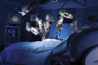 В России создан робот-хирург