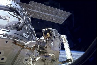 Астронавты НАСА совершат экстренный выход в открытый космос для ремонта компьютера МКС