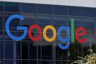 Google и Facebook ограбили на 100 млн долларов