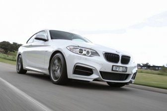 Компания BMW обновила модели 1-Series и 2-Series