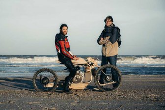 Ученые создали деревянный мотоцикл, работающий на водорослях