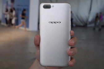 В Сети появились характеристики смартфонов Oppo R11 и R11 Plus