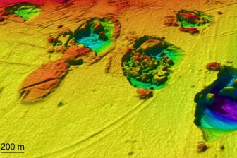 Ученые объяснили природу гигантских кратеров в Баренцевом море
