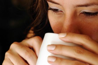 Ученые определили лучшее время для питья кофе‍