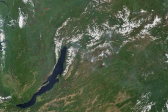 Зонд NASA зафиксировал десятки пожаров в районе озера Байкал