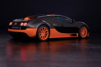 Владелец Bugatti заплатит 540 тыс налога за право владеть суперкаром