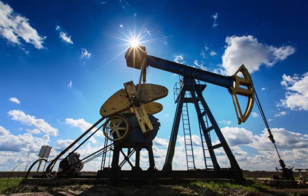 Нефть Brent подорожала до $59,38 после максимального за два года роста цен
