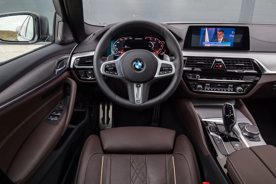 Новое поколение BMW 5 серии может лишиться V8, M5 должен стать исключением